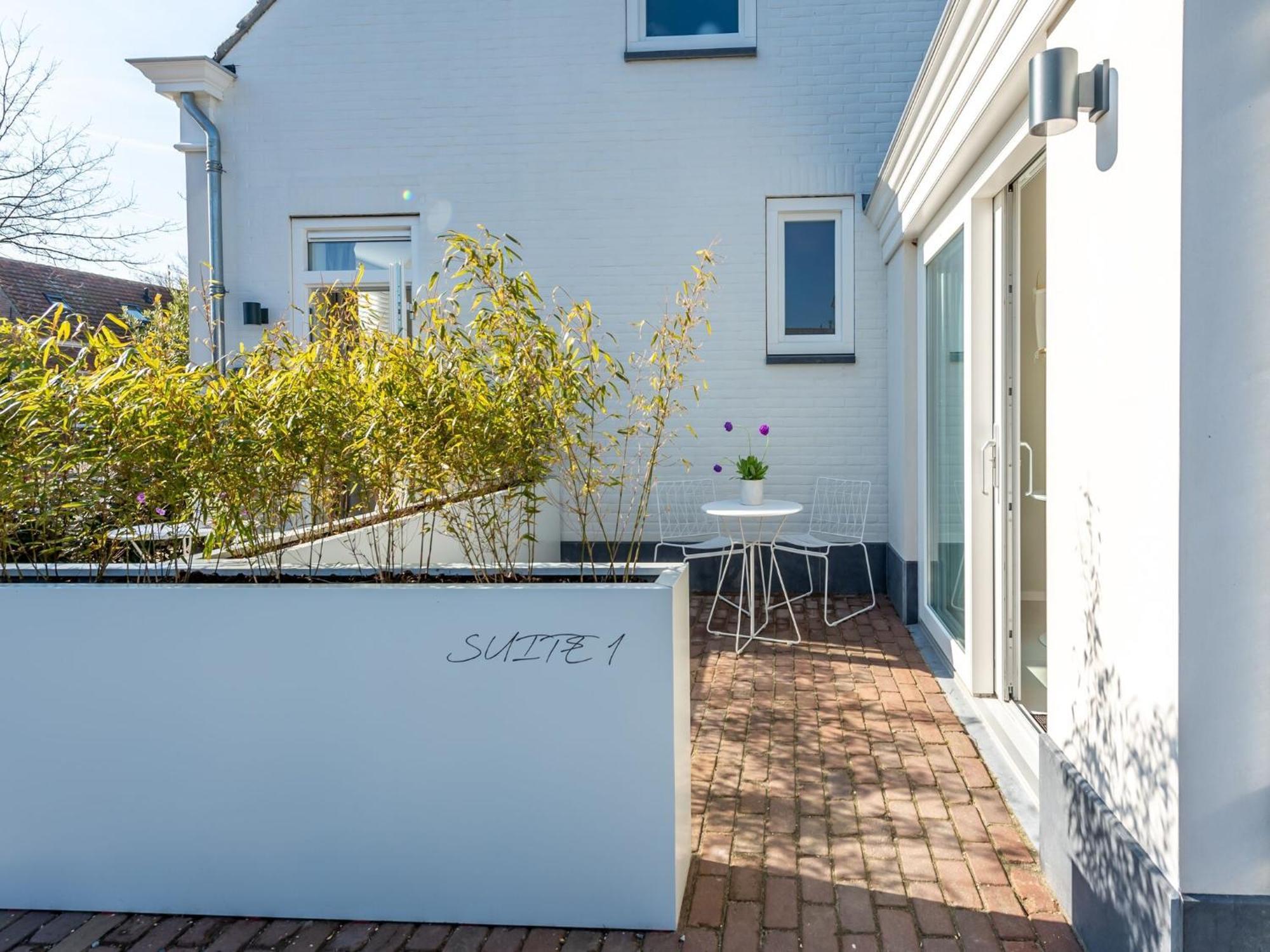 Pleasaing Holiday Home In Oostkapelle Near Centre Zewnętrze zdjęcie